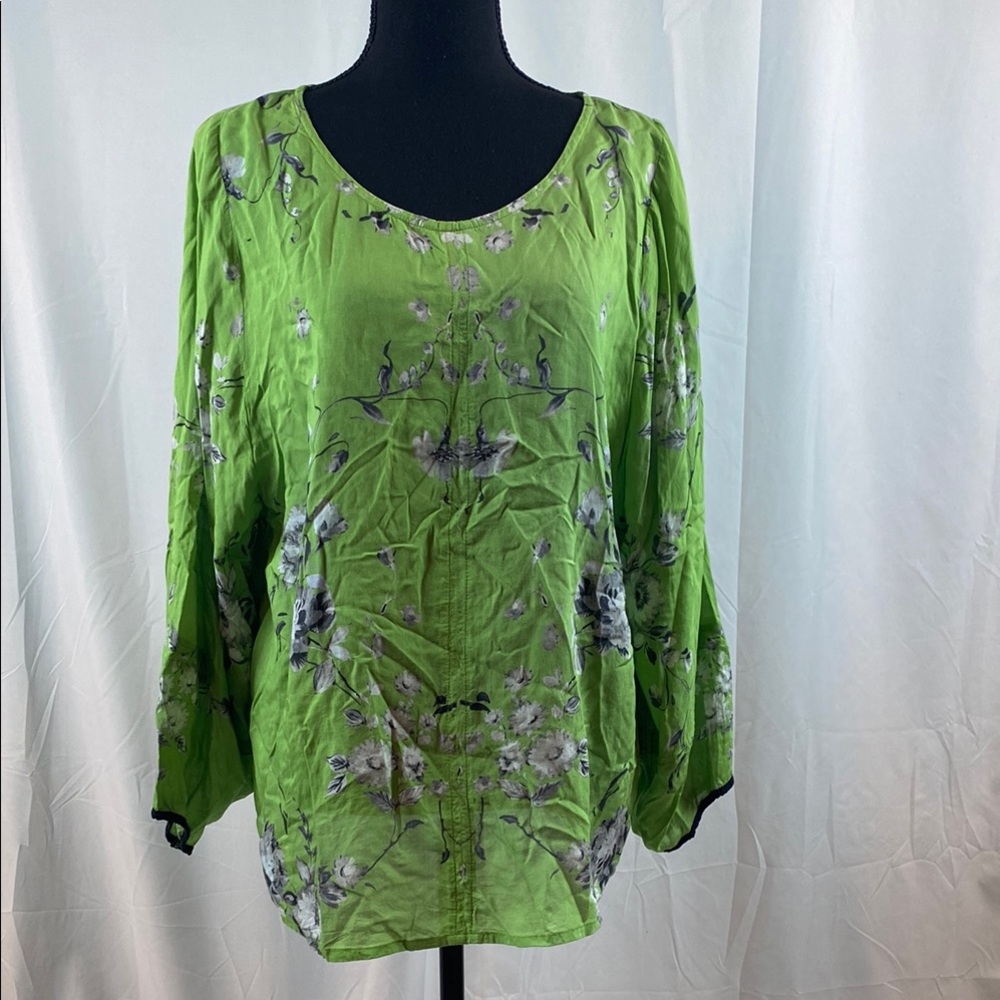 Green‎ Gray Floral Lightweight Blouse 3/4 sleeve